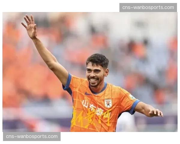 马德鲁加6.5分中规中矩 外援中场仍需适应联赛节奏 马德鲁加6.5分中规中矩 外援中场仍需适应联赛节奏