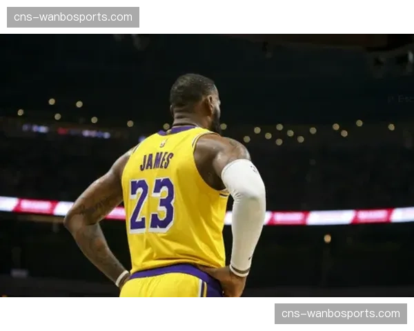 广东队客场战绩11胜5负，进攻端表现不受场地因素影响